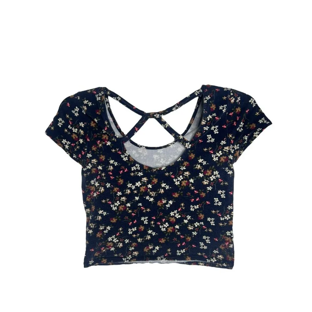 Prince and Fox Women’s Blue Floral Crop Top Tee Size L - Picture 4 of 6